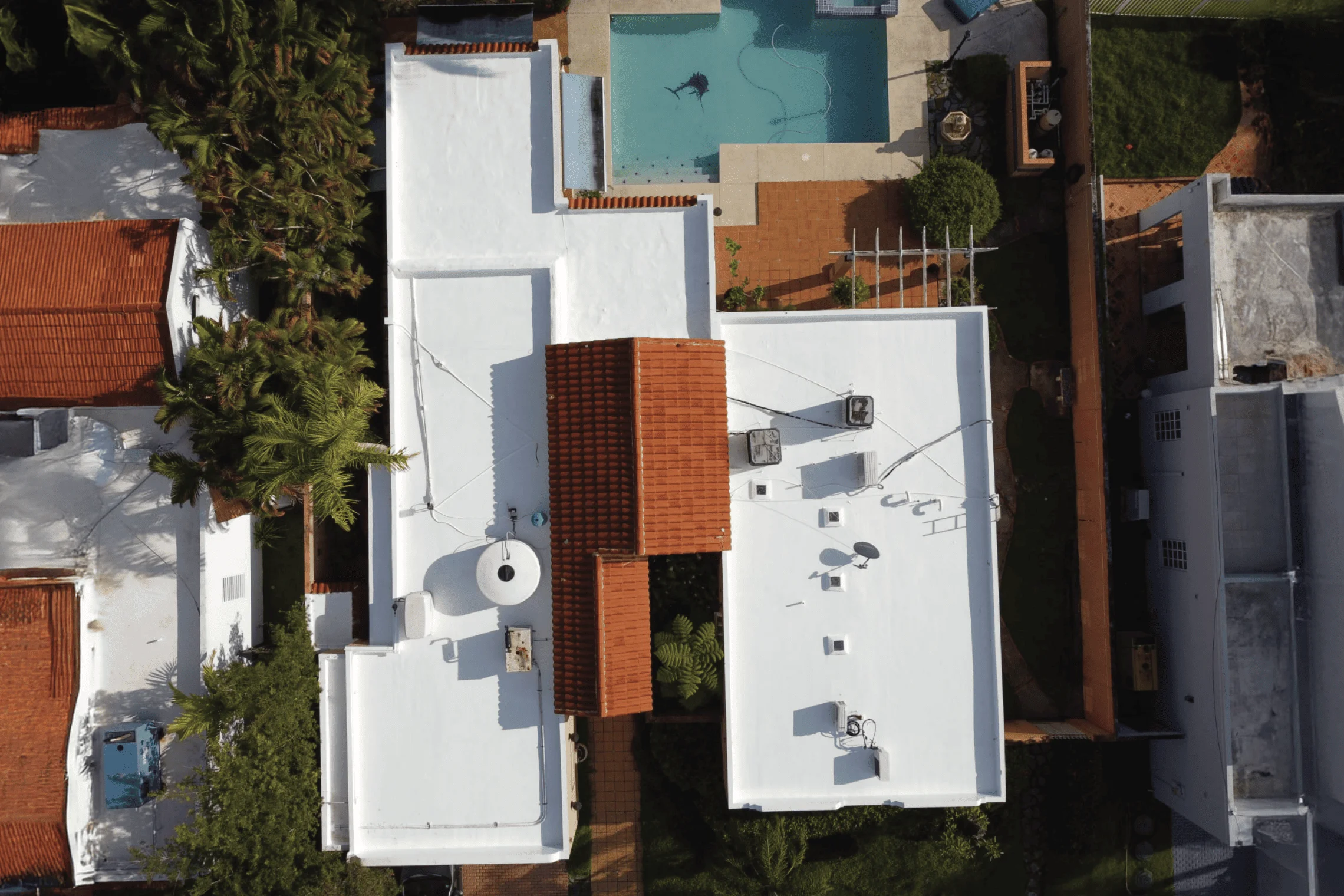 Techos Comerciales - Poly-Seal Topcoat